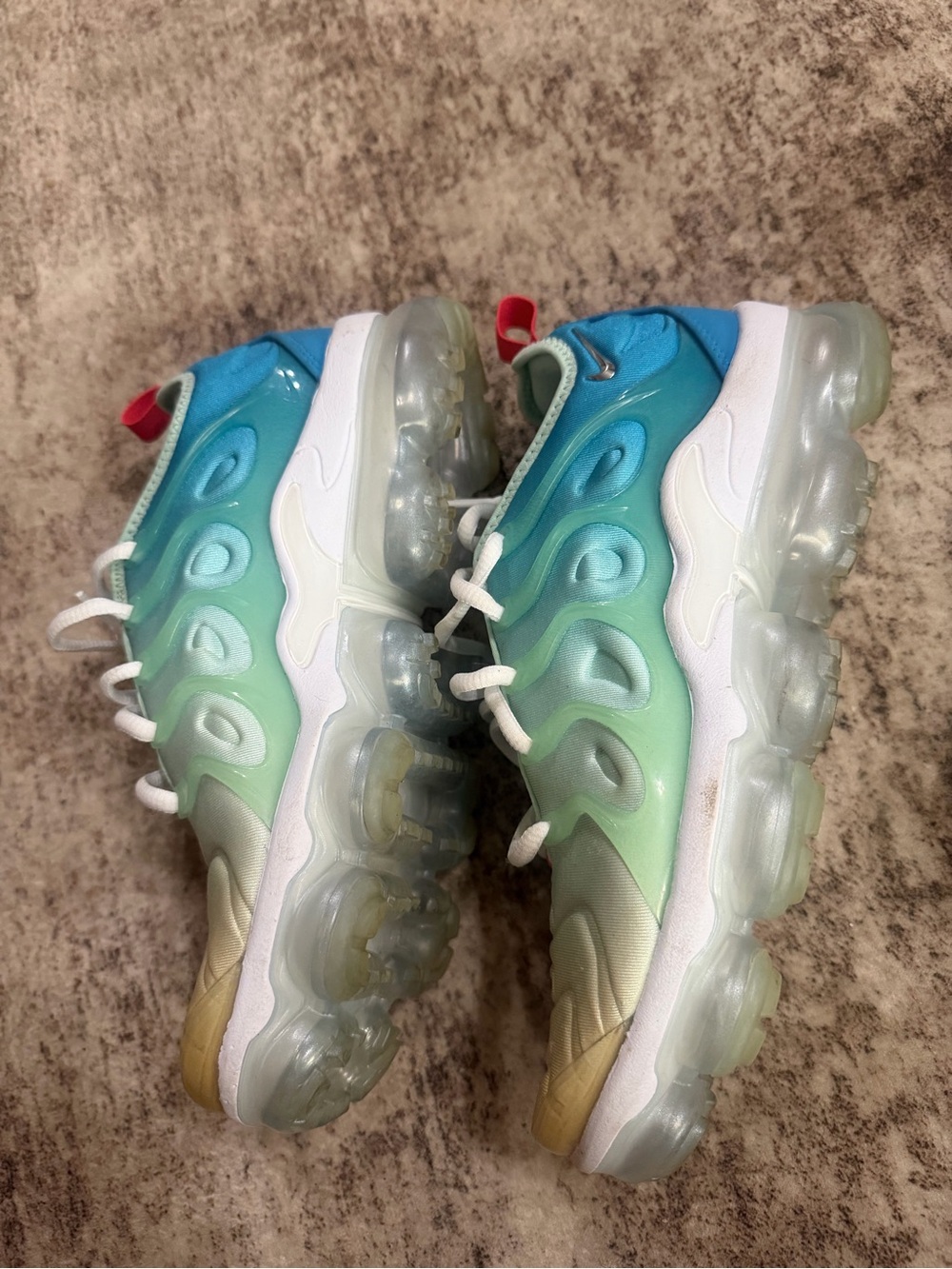 Nike Kids Gradient Blue to Green Bubble Sole Sneakers